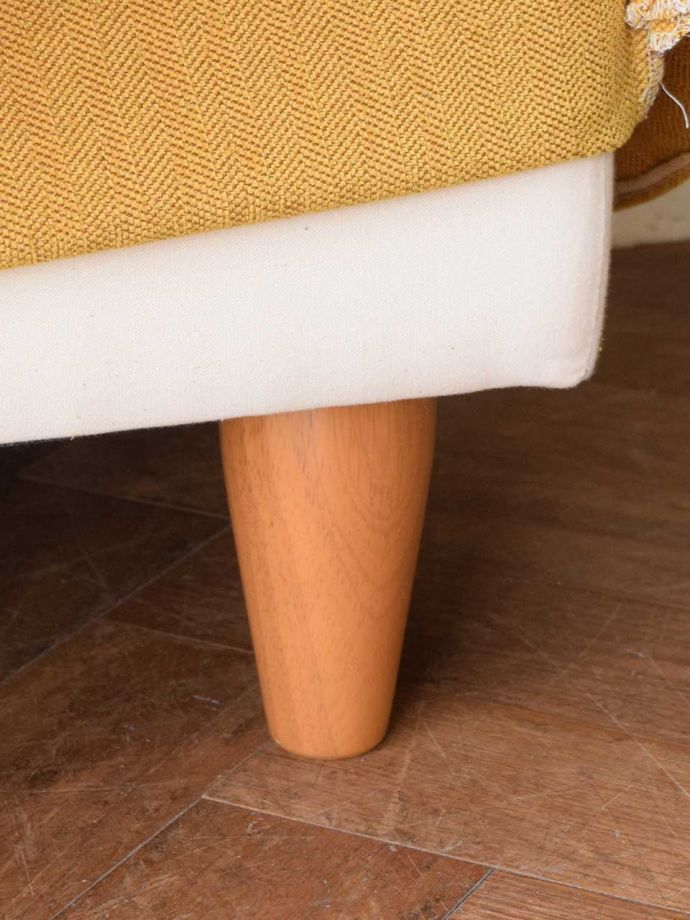 オシャレなスツールの脚