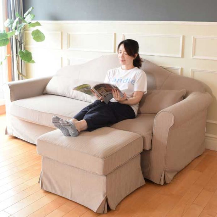 一緒に組み合わせて使えるペット用のソファ