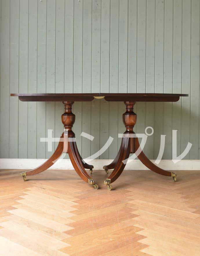 アンティークのテーブル アンティーク家具 アンティーク テーブル。横から見た姿は…究極に優雅なシンプルデザイン。(k-2420-f)