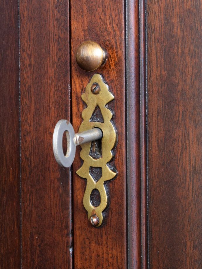 アンティークの鍵と取っ手