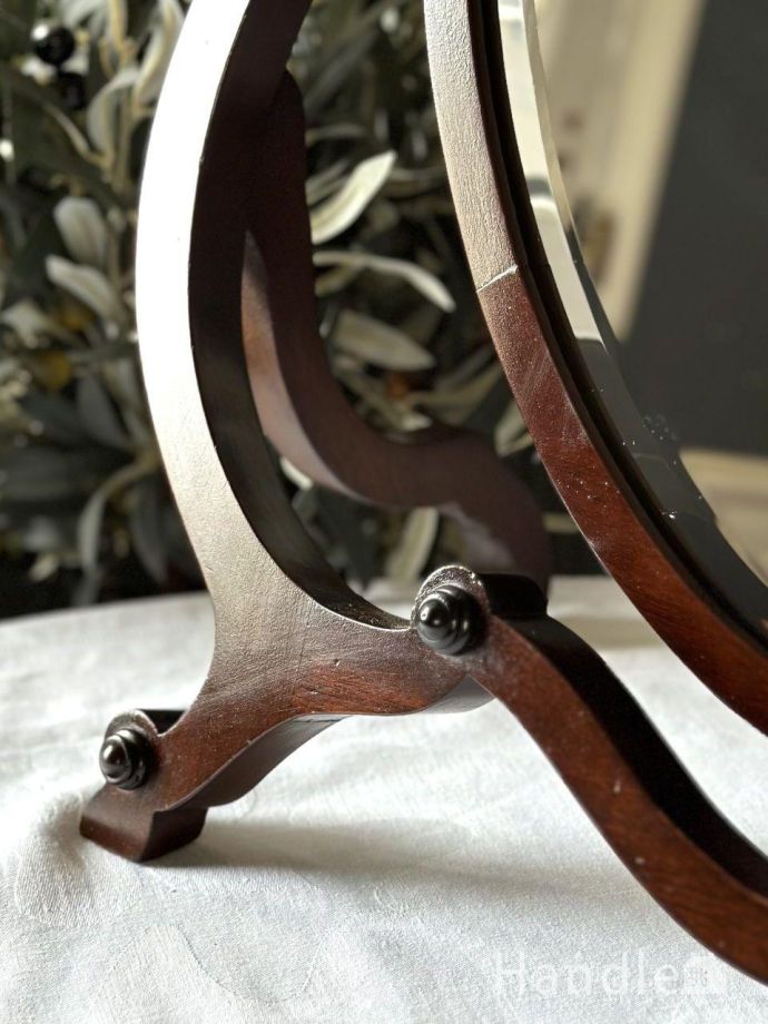 スタンドミラーの装飾