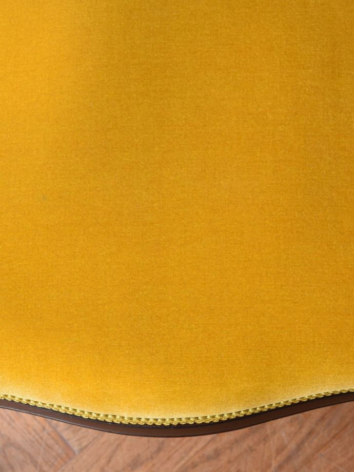 サロンチェアの座面の生地