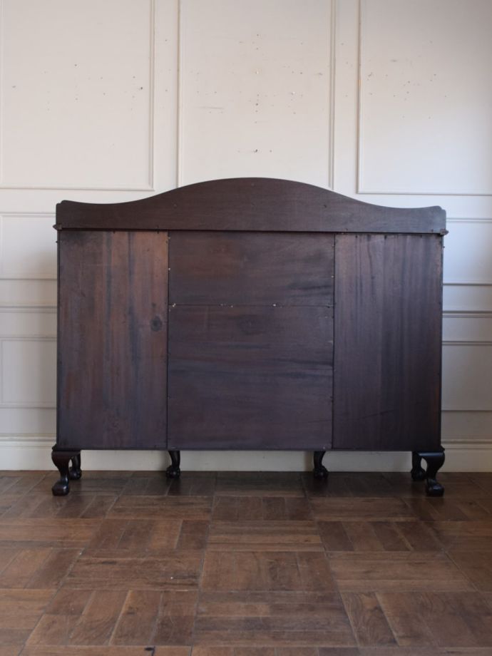 サイドバイサイドの後ろ姿