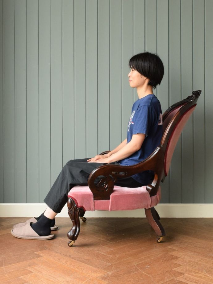 おしゃれな一人掛けソファの掛け心地