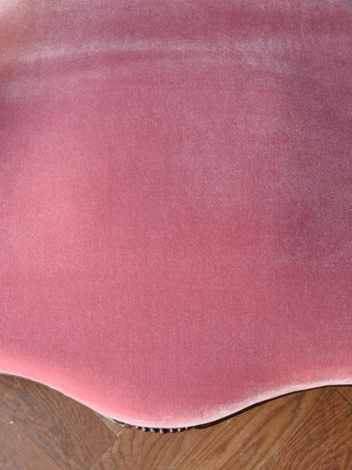 パーソナルチェアの座面の生地