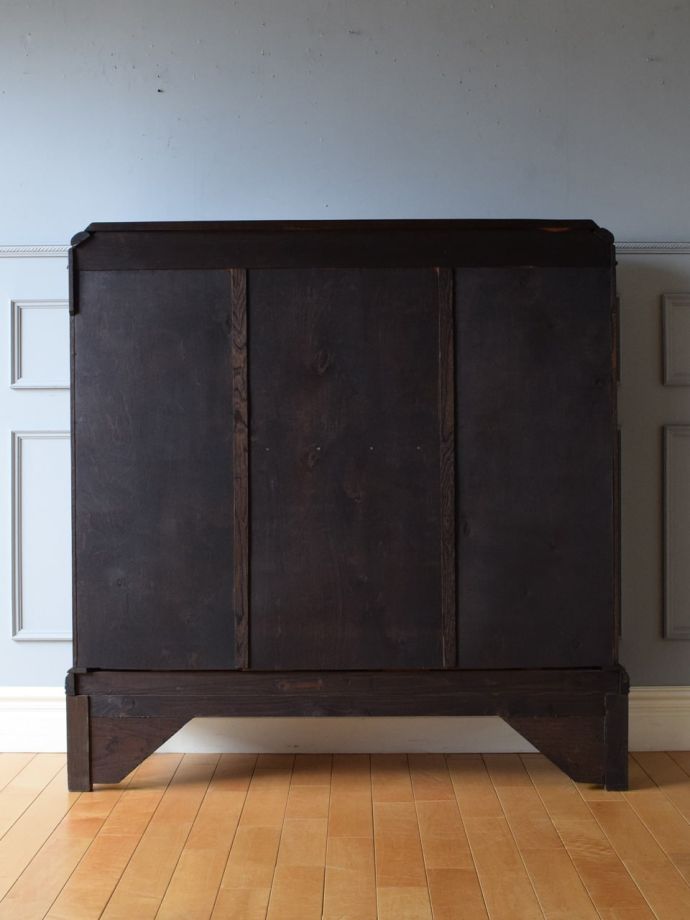 サイドバイサイドの後ろ姿