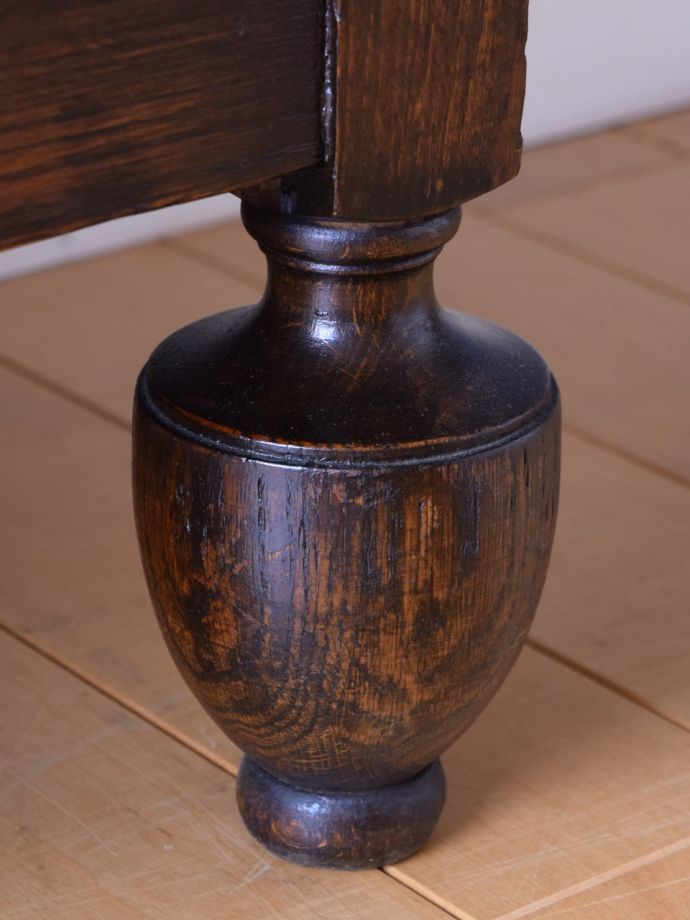 サイドバイサイドの脚