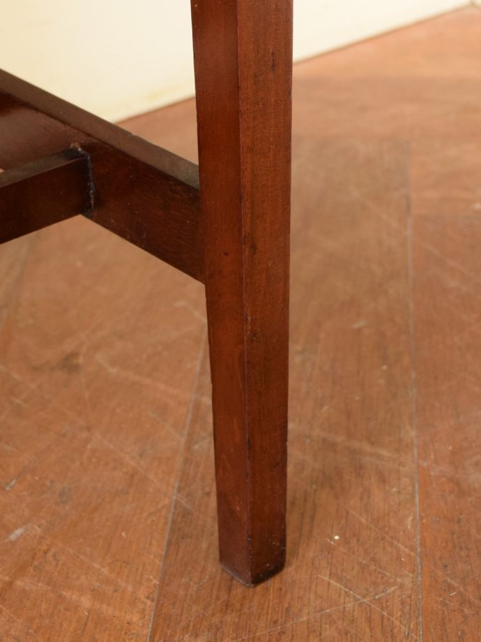 アンティーク家具の脚