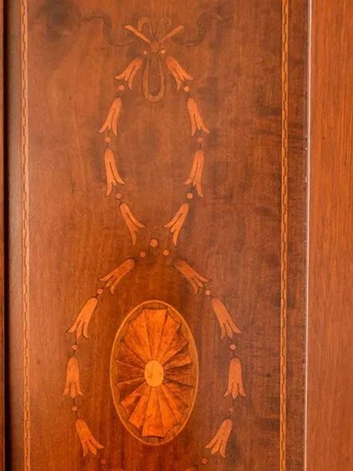 キャビネットの装飾