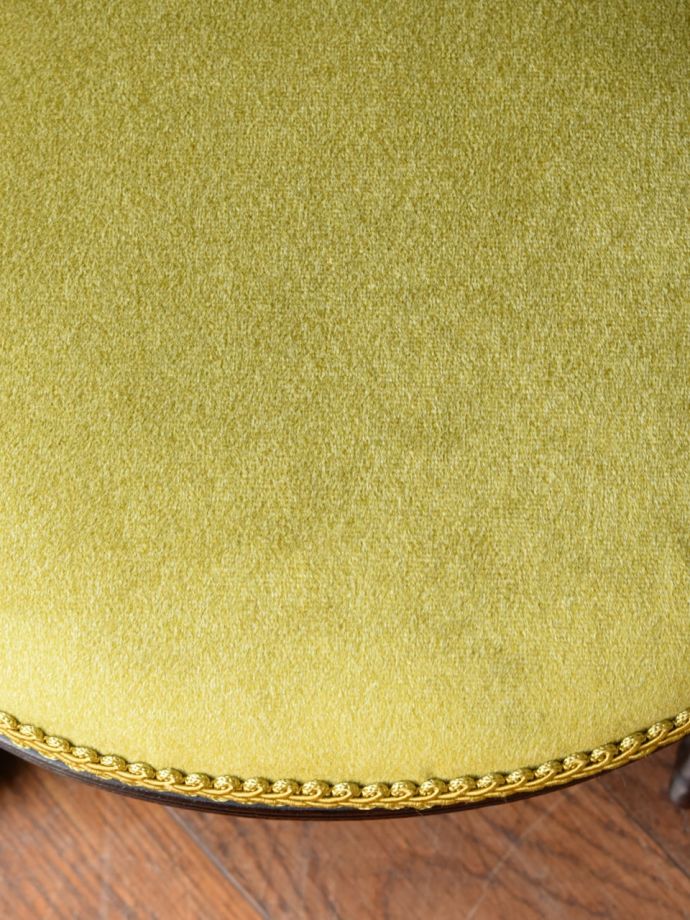 アンティークスツールの生地