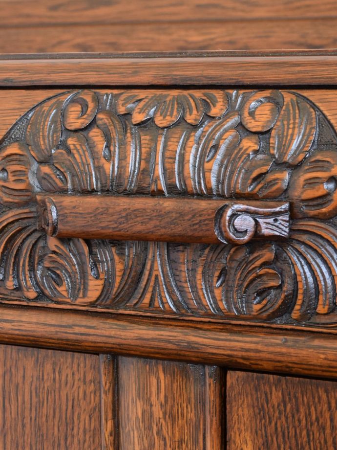 アンティーク家具の取っ手