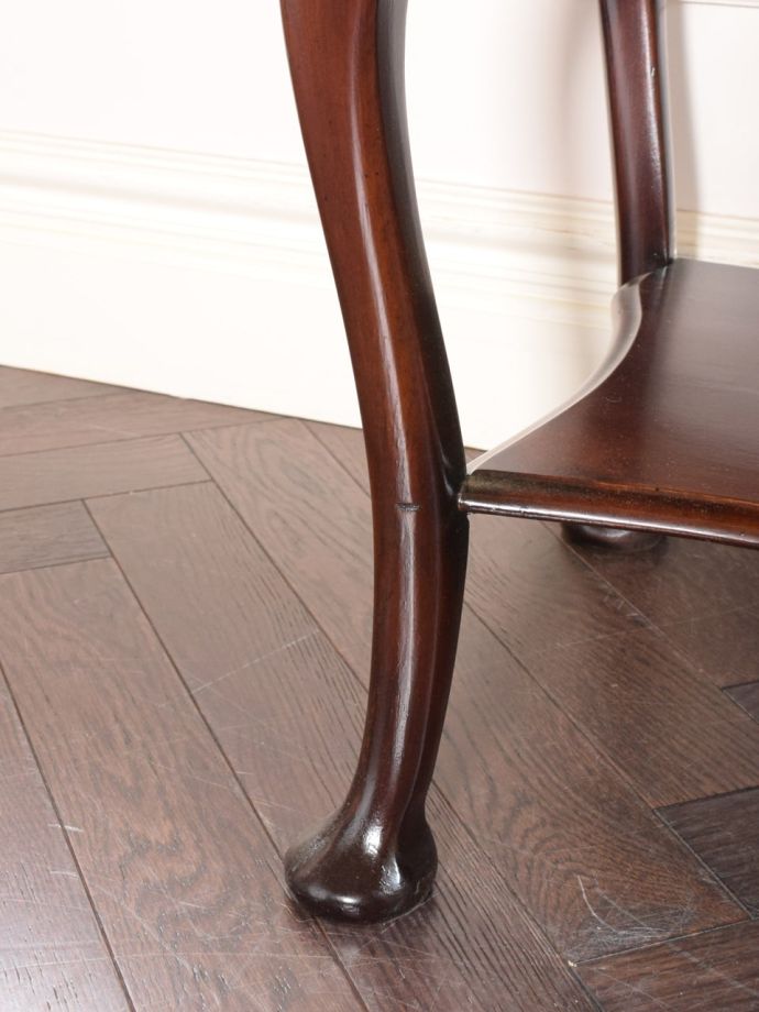 アンティーク家具の脚