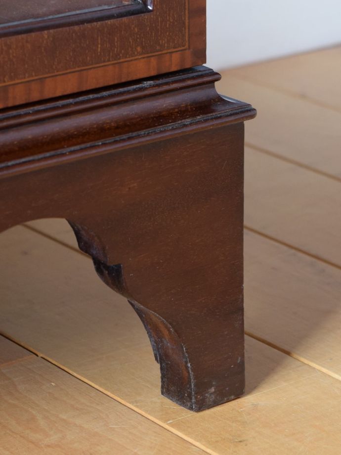 アンティーク家具の脚