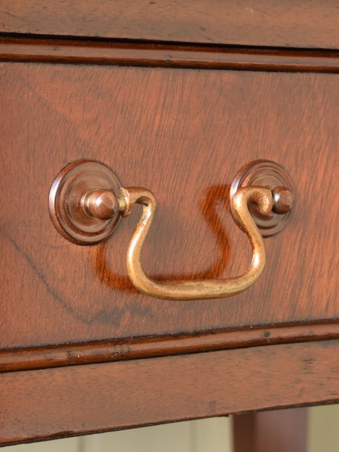 アンティークデスクの取っ手