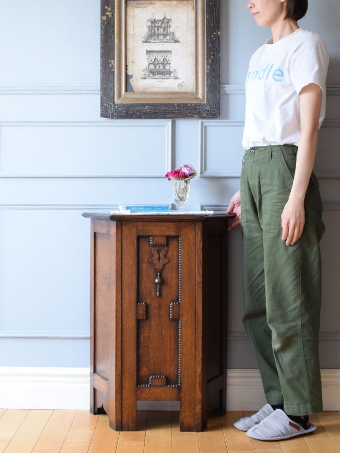 アンティークのブランケットボックス