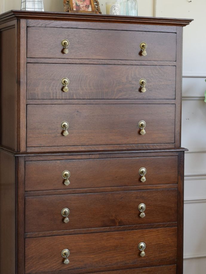 おしゃれなアンティークチェスト