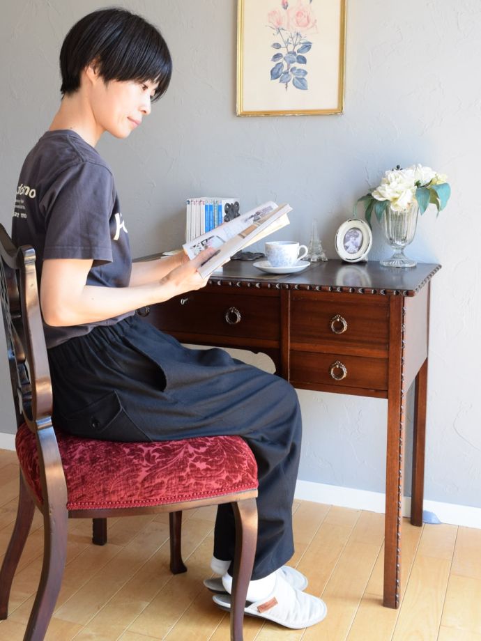 書斎机で楽しむ贅沢な時間