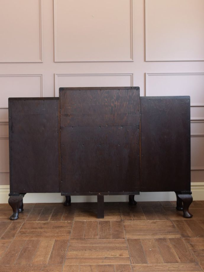 サイドバイサイドの後ろ姿