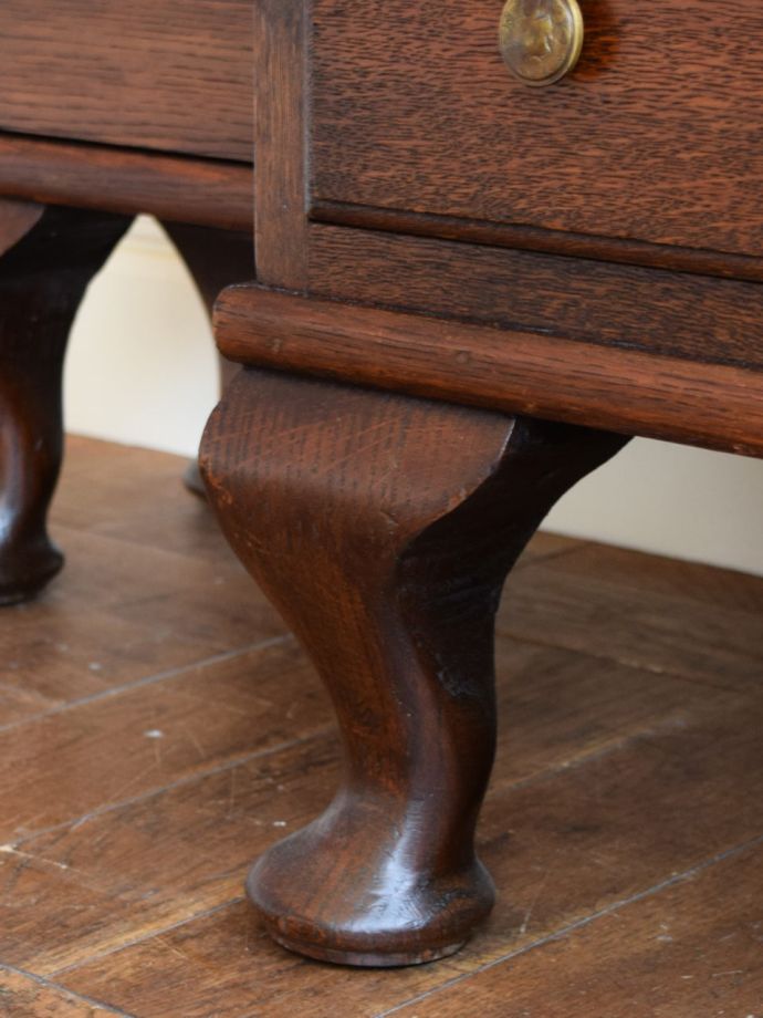 サイドバイサイドの脚