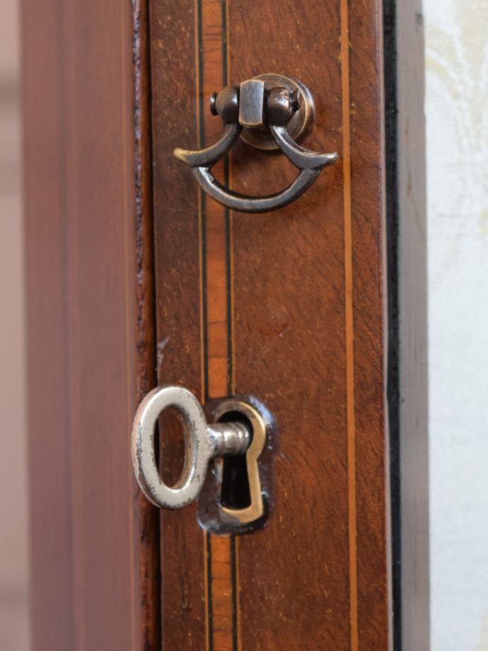 アンティークの鍵と取っ手