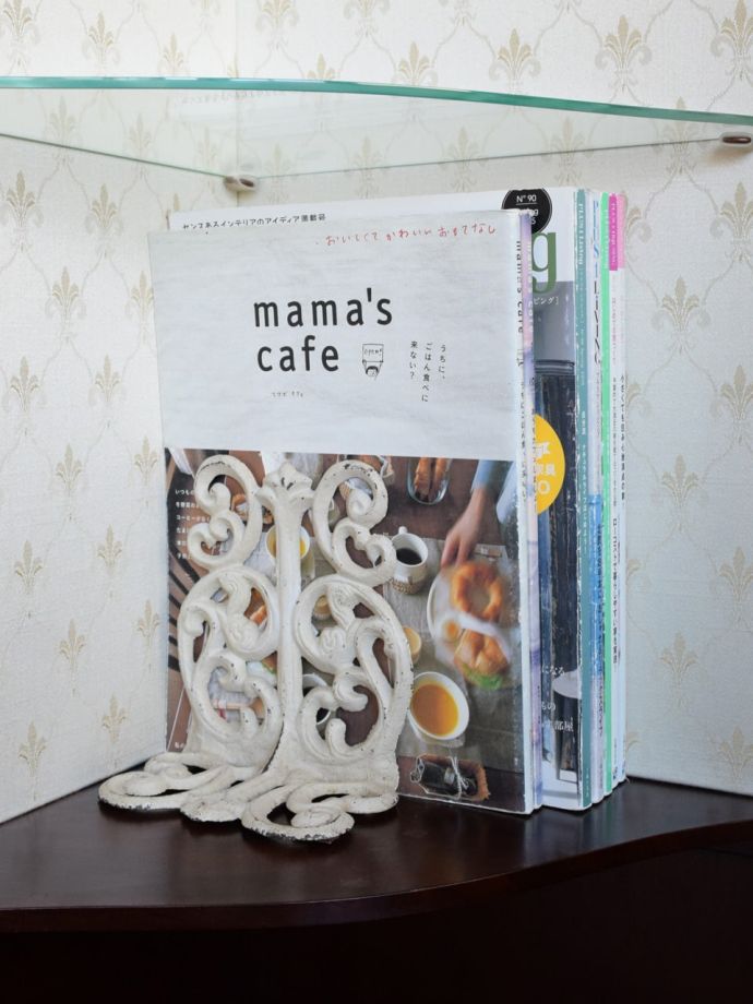 キャビネットの扉を開けると