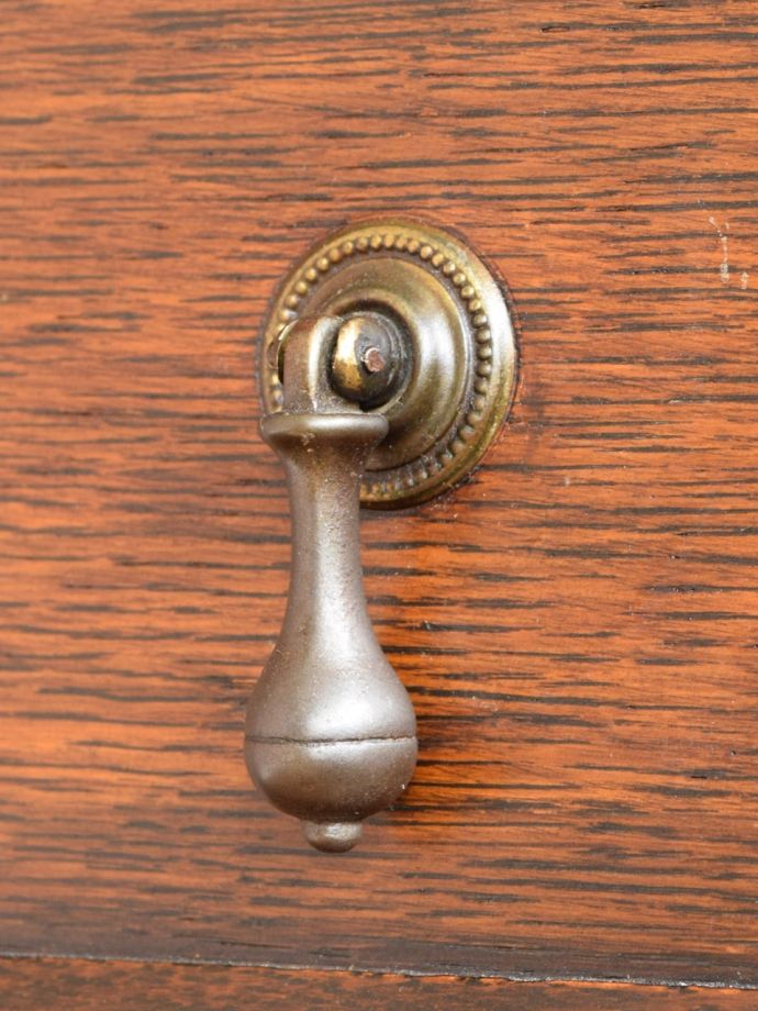 アンティークチェストの取っ手