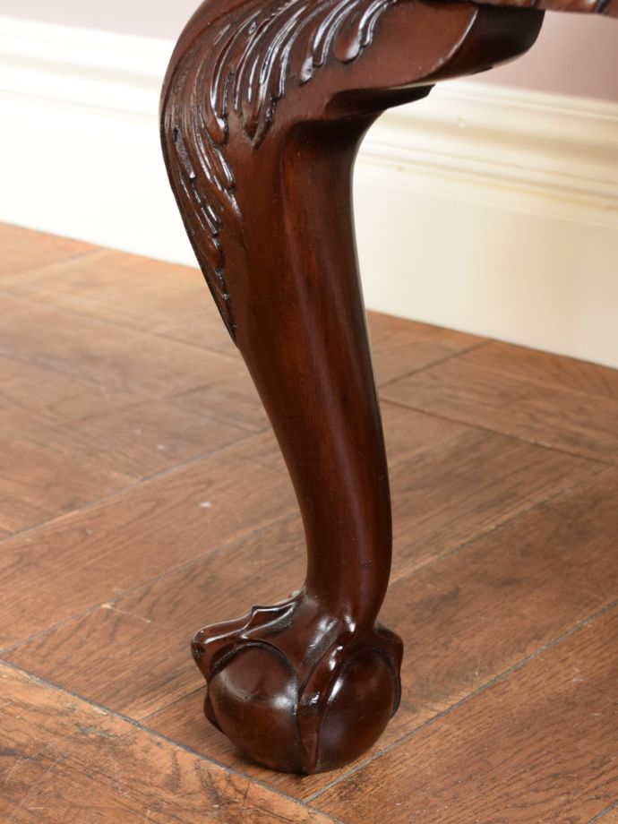 アンティーク家具の脚