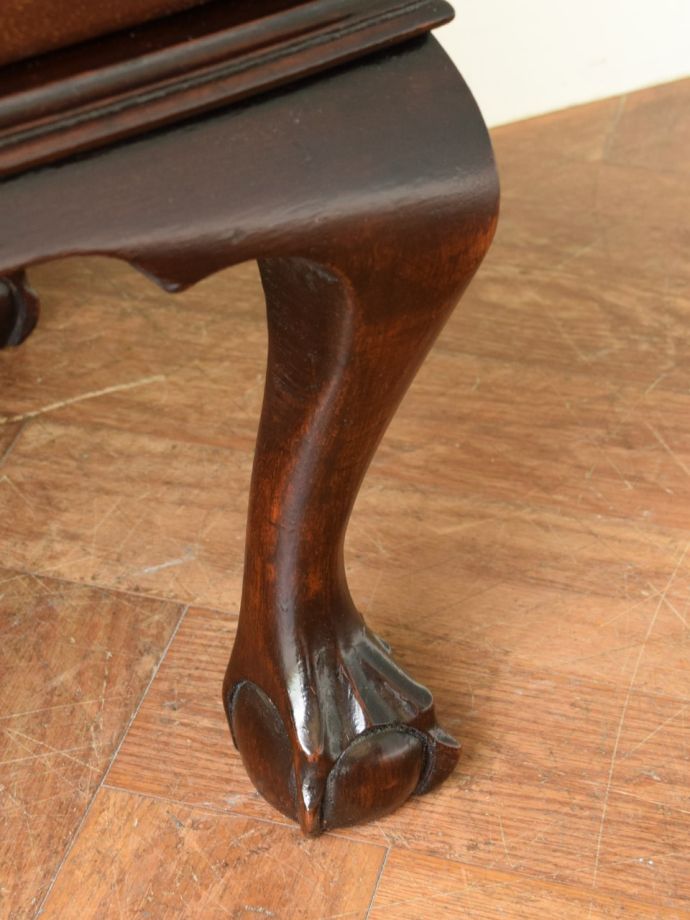 アンティーク家具の脚