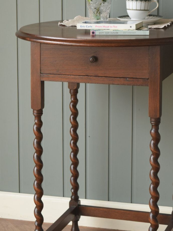 おしゃれなサイドテーブル