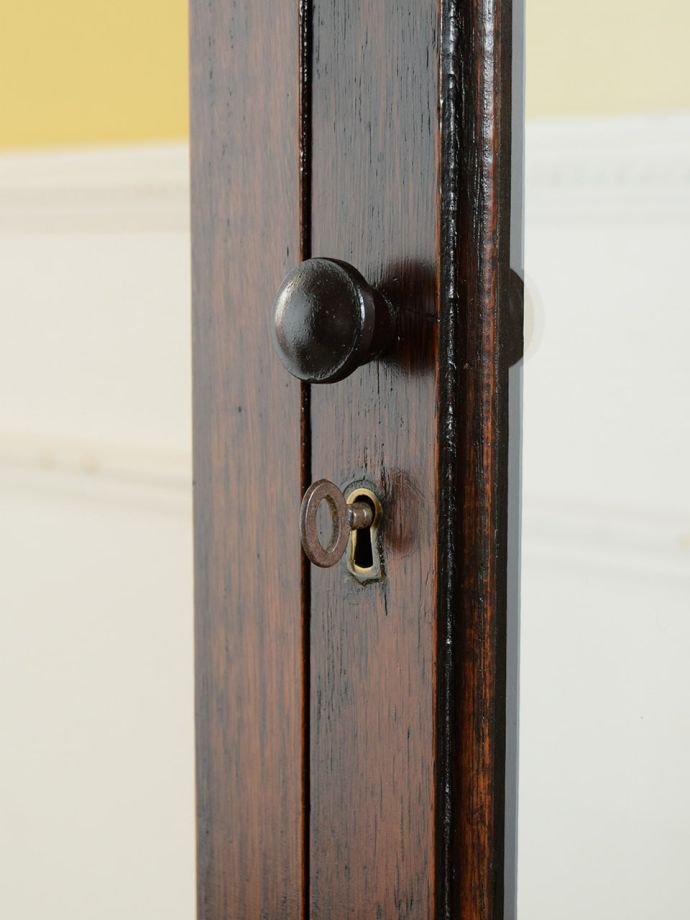 アンティークの鍵と取っ手