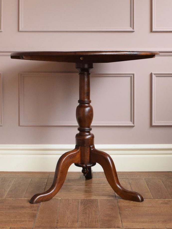 折り畳み式テーブルの側面