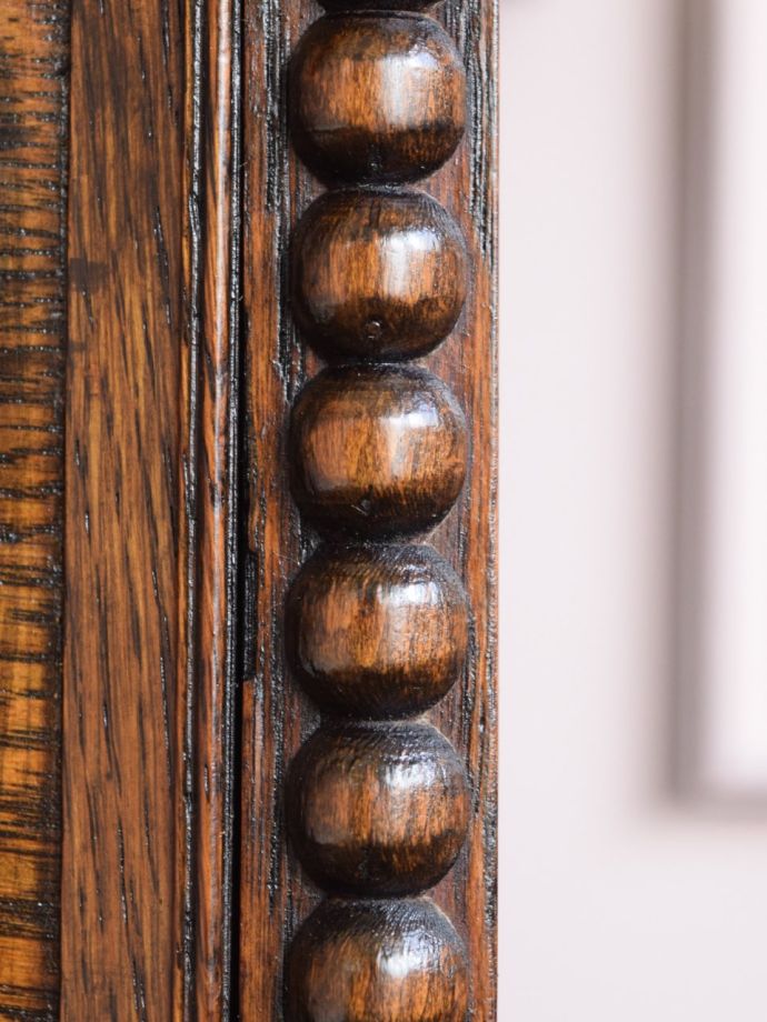 アンティークらしい彫