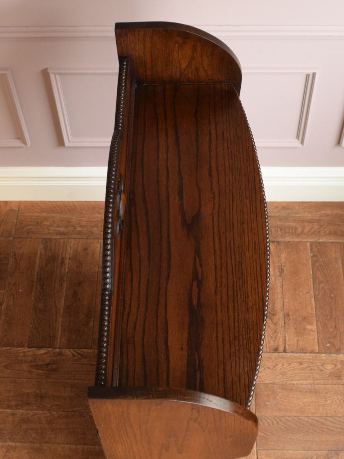 アンティーク本棚の天板