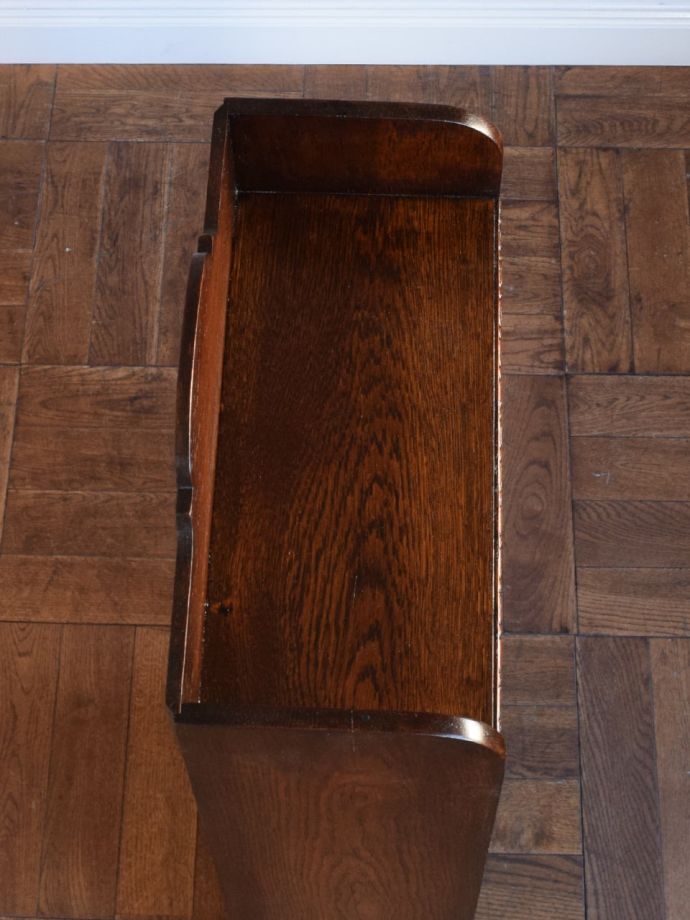 アンティーク本棚の天板