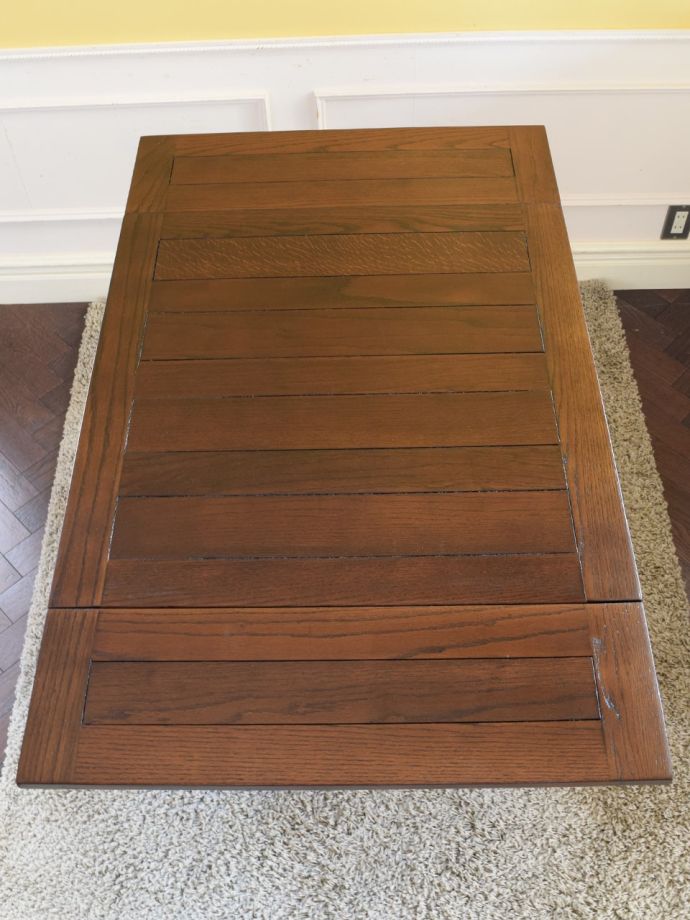 伸長式ダイニングテーブルの天板