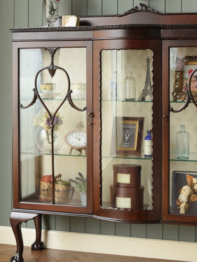 アンティークガラスの扉