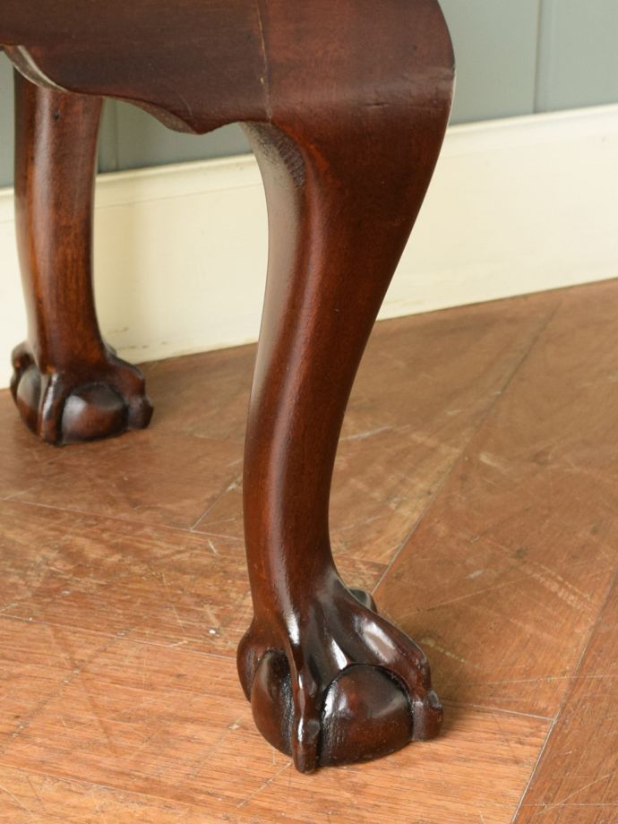 アンティーク家具の脚