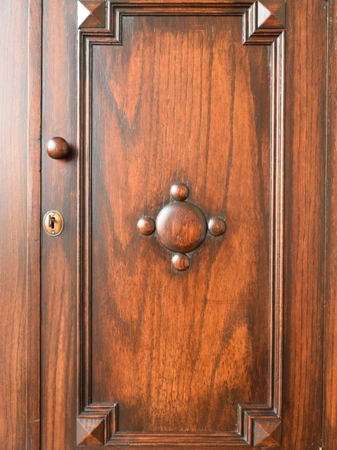 アンティークらしい彫