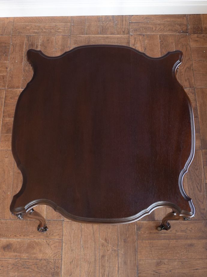 オケージョナルテーブルの天板