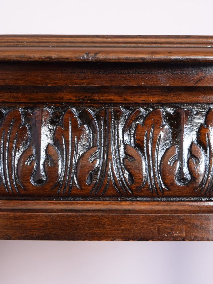 オケージョナルテーブルの装飾