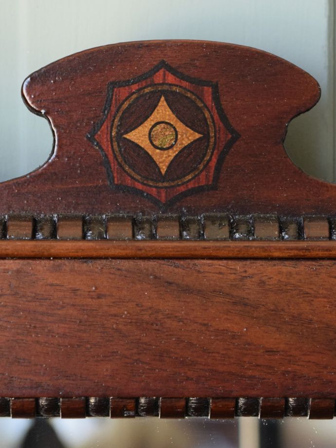 アンティークらしい装飾