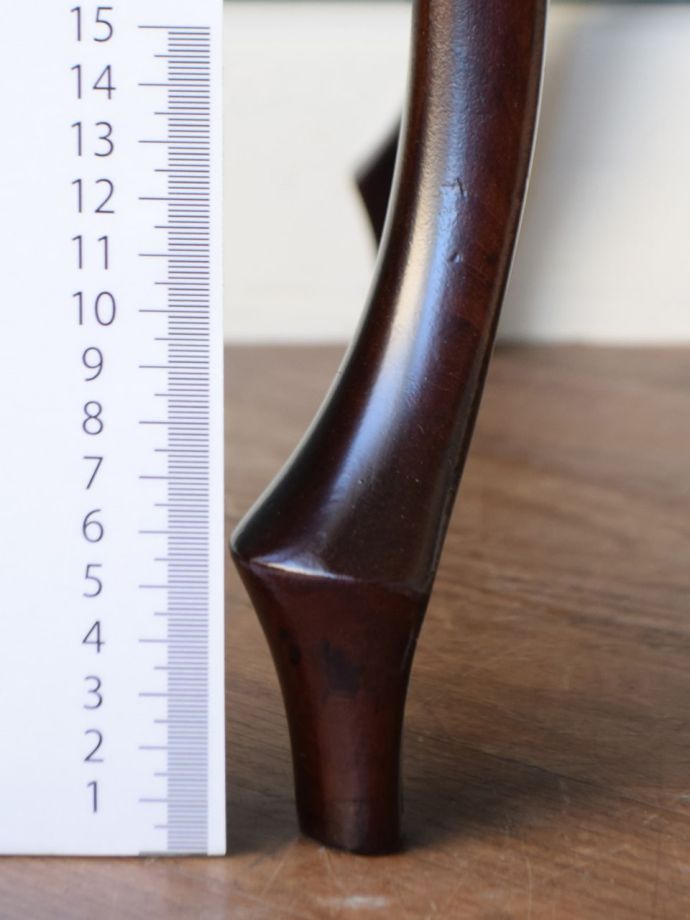 アンティーク家具の脚