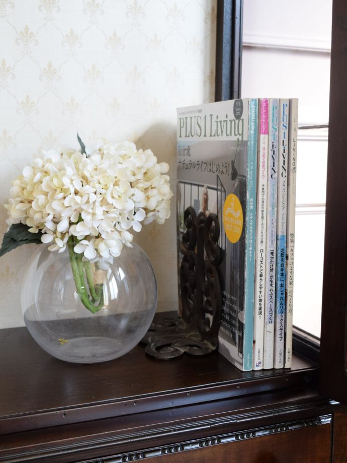 収納たっぷりのキャビネット