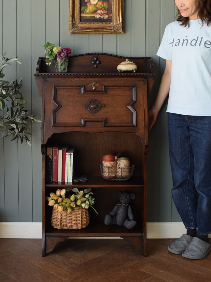 英国アンティークのビューロー