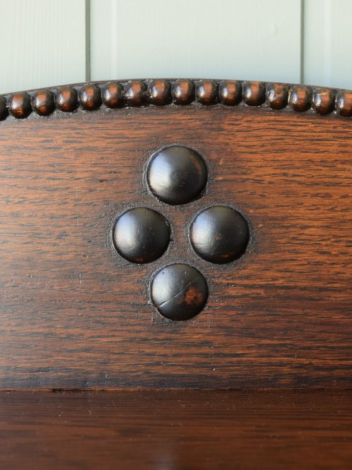 アンティークらしい装飾