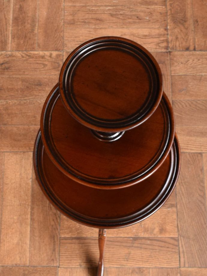 アンティークのテーブルの天板