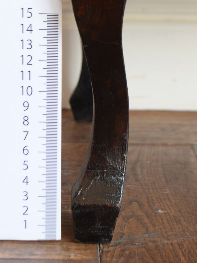 アンティーク家具の脚