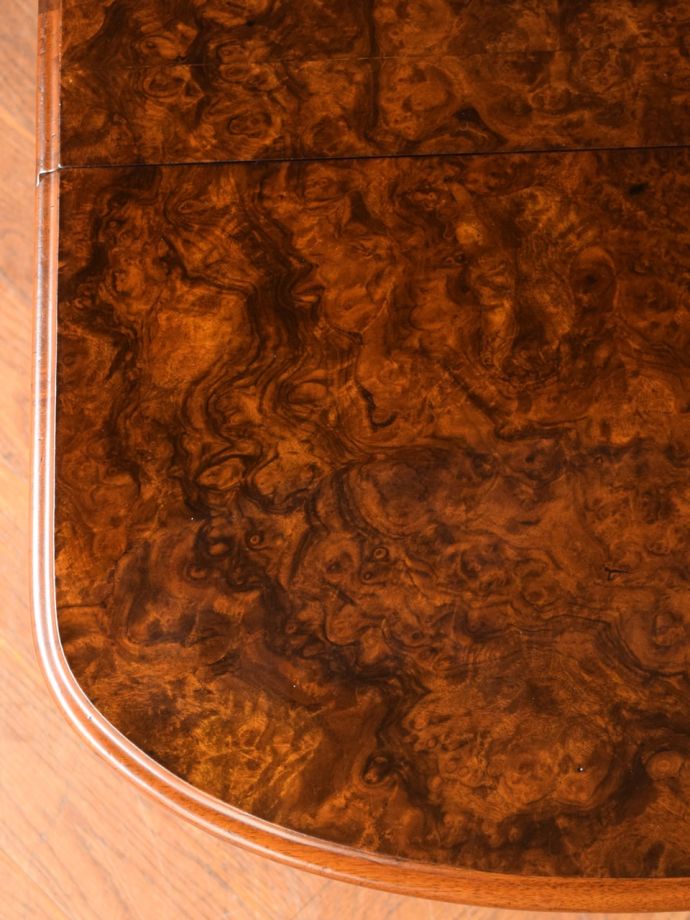 アンティークらしい木目