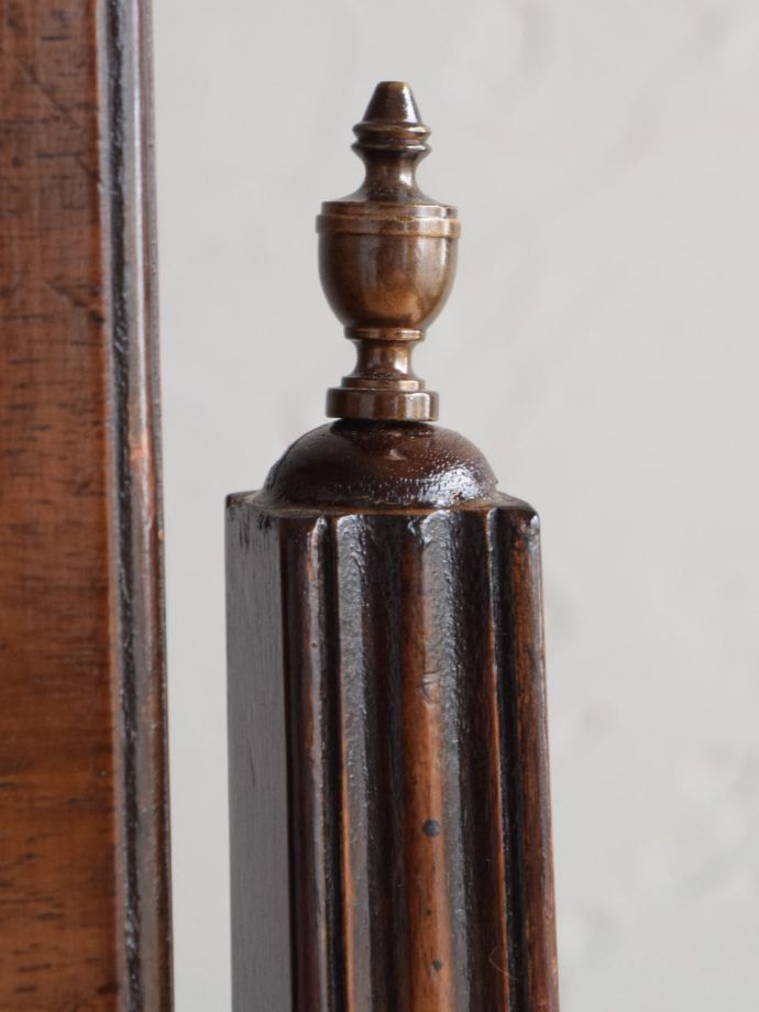 アンティークミラーの装飾