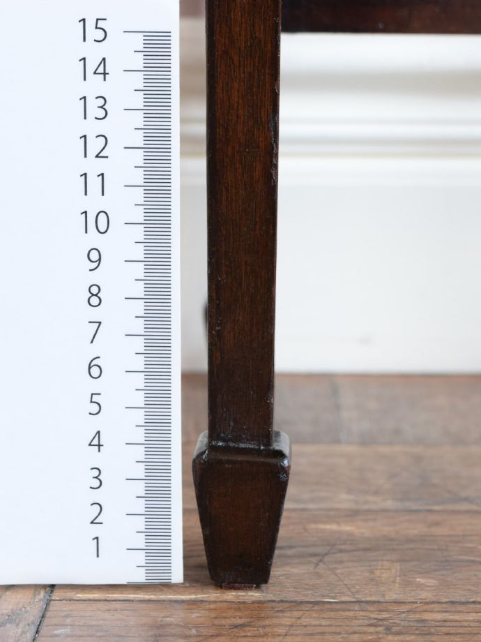 アンティーク家具の脚